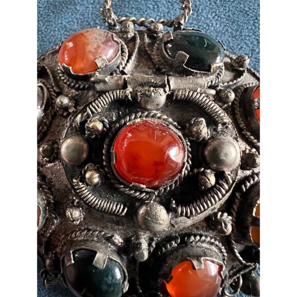 Tibetan Silver Amulet Necklace 27” – Carnelian Agate Bloodstone Locket Pendant - Picture 9 of 11
